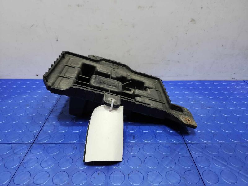 2013-2018 Hyundai Santa Fe 80AH Battery Tray Carrier Genuine OEM 371502P200