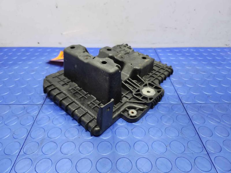 2013-2018 Hyundai Santa Fe 80AH Battery Tray Carrier Genuine OEM 371502P200