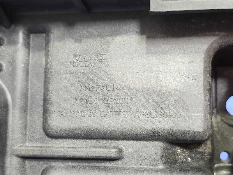 2013-2018 Hyundai Santa Fe 80AH Battery Tray Carrier Genuine OEM 371502P200
