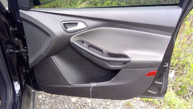 2013 Ford Focus Front Door Trim Panel