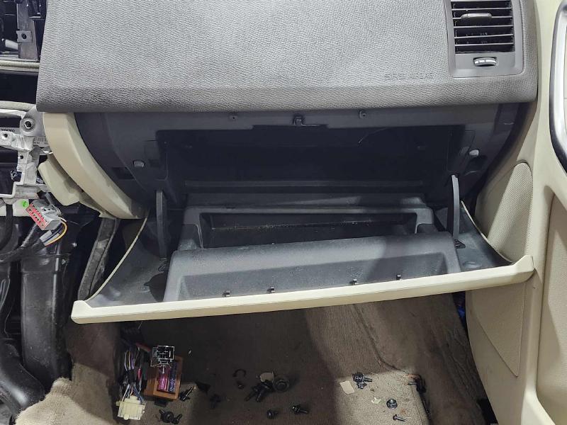 2011-2017 Volvo S60 XC60 Glove Box Compartment Assembly Beige OEM 39809224