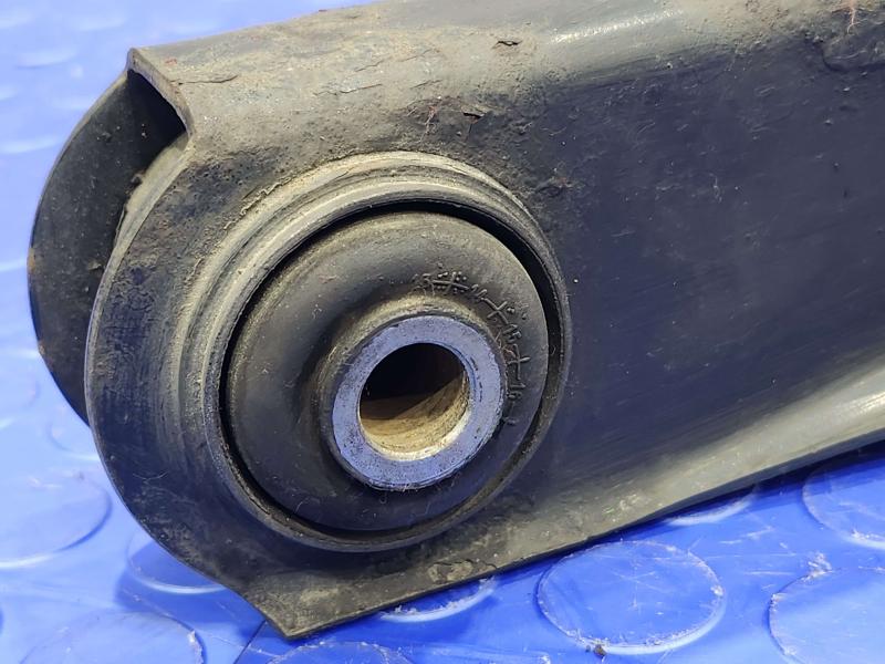 2011-2020 GMC Yukon Rear Lower Control Arm Left or Right Side OEM 22868629,RH