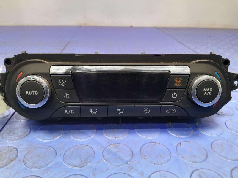 2014 Ford Transit Connect Heater A/C Control