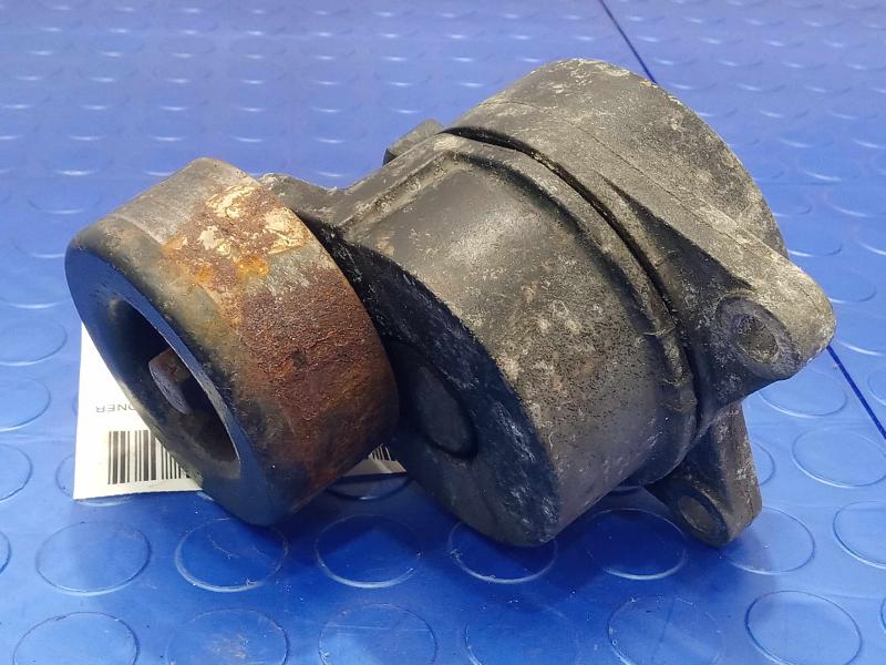 2012 Nissan NV2500 Engine Belt Tensioner