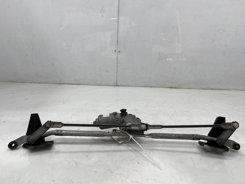2007 - 2017 Jeep Patriot Windshield Wiper Motor with Linkage OEM 4879432AH