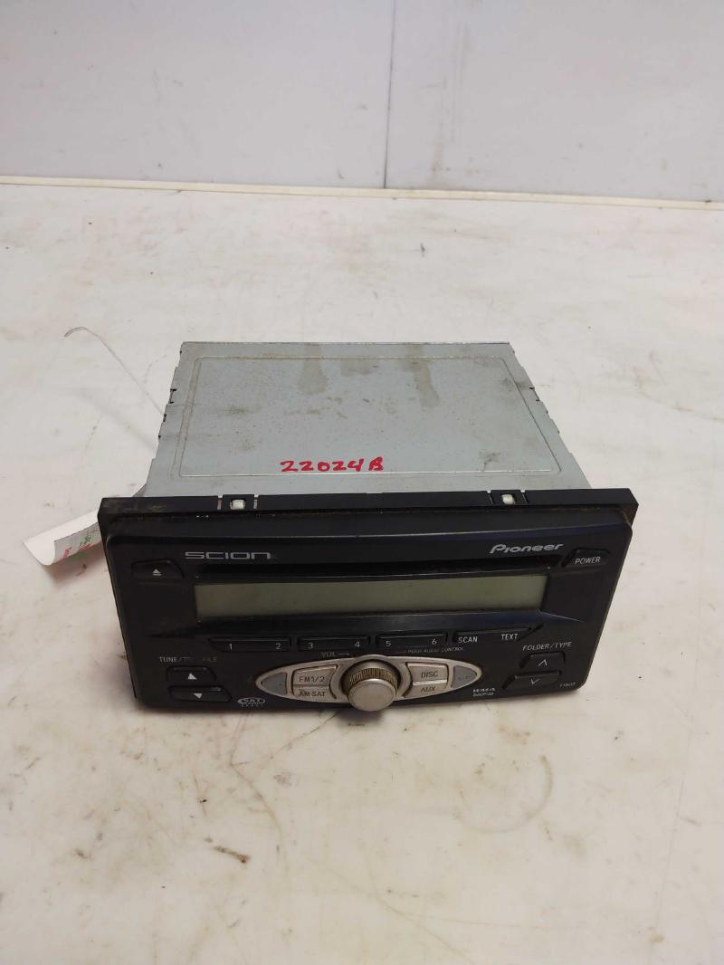 2006 2007 Scion TC Radio Receiver and Display T1807 w/o Nav OEM