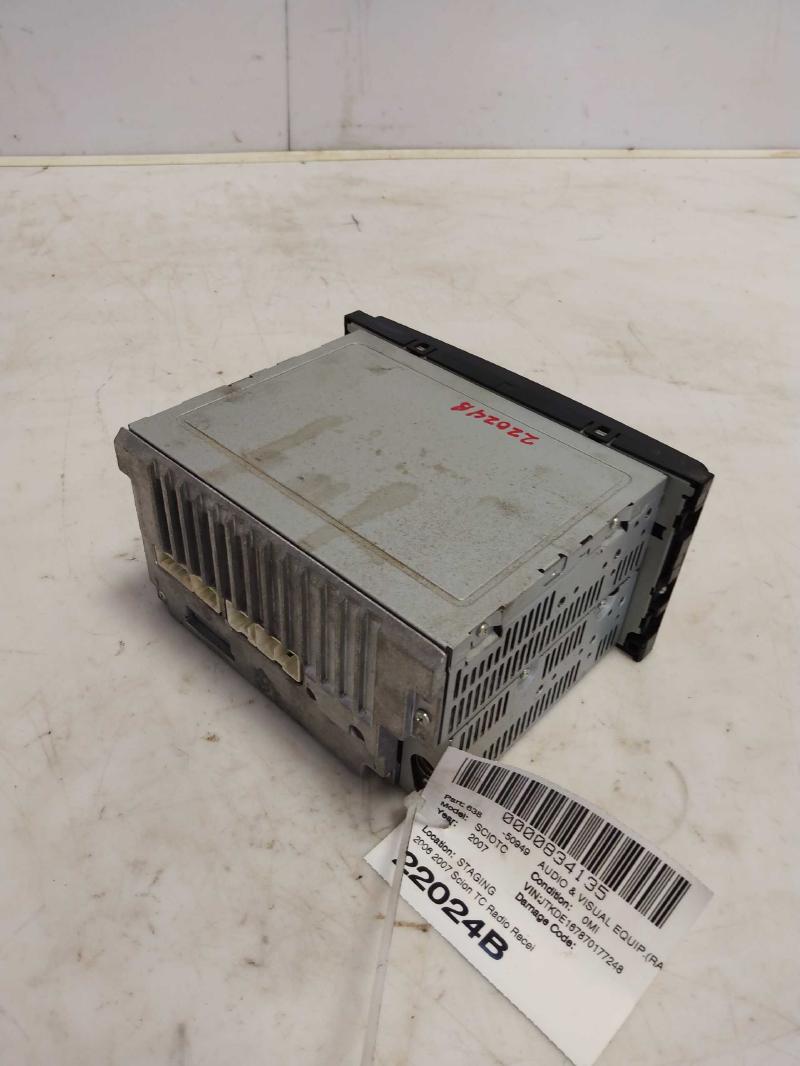 2006 2007 Scion TC Radio Receiver and Display T1807 w/o Nav OEM