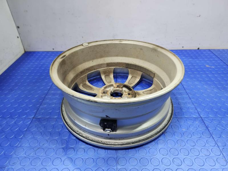 2013 Hyundai Accent Wheel
