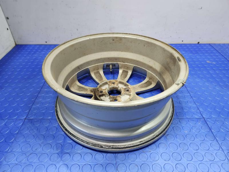 2013 Hyundai Accent Wheel