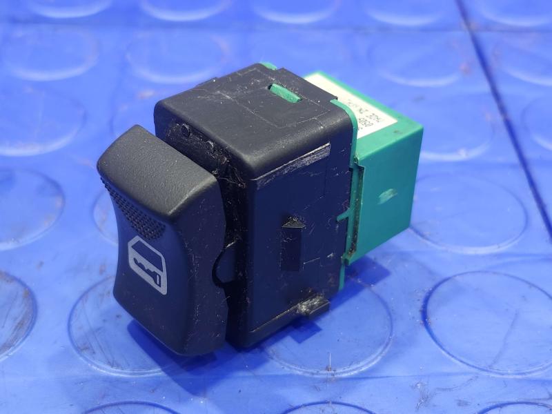 2019 Chevrolet Express 2500 Door Switch Front