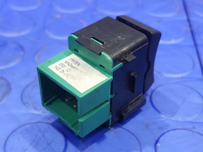 2019 Chevrolet Express 2500 Door Switch Front