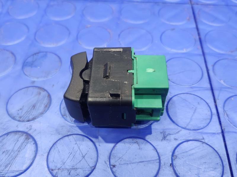 2019 Chevrolet Express 2500 Door Switch Front