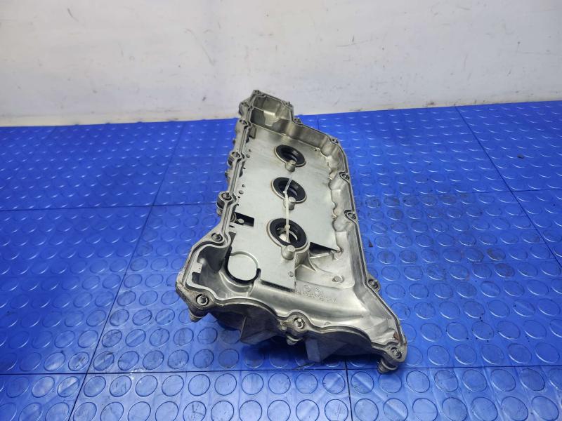 2014 Chevrolet Caprice Valve Cover