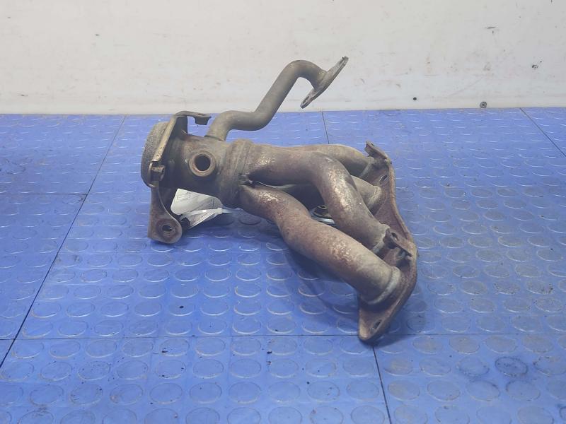 2014 Toyota Prius Exhaust Manifold