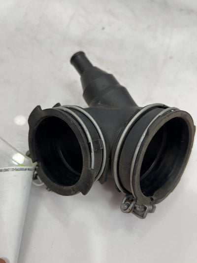 2010 - 2015 Toyota Prius 1.8L Engine Air Inlet Hose OEM 1788137120
