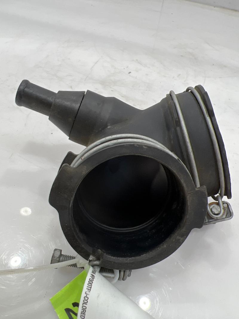 2010 - 2015 Toyota Prius 1.8L Engine Air Inlet Hose OEM 1788137120
