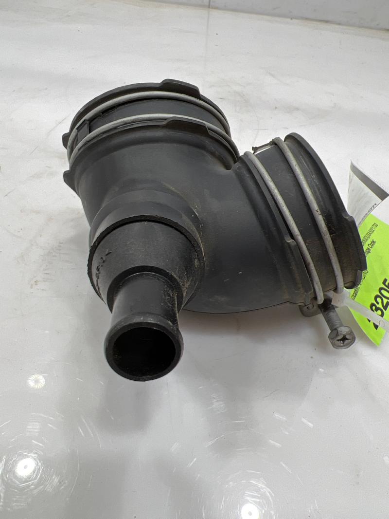 2010 - 2015 Toyota Prius 1.8L Engine Air Inlet Hose OEM 1788137120