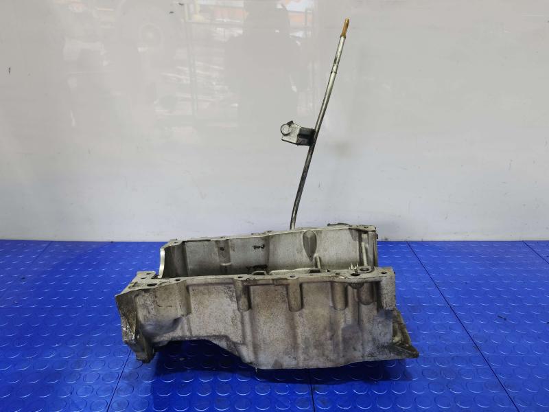 2011 Toyota Prius Oil Pan