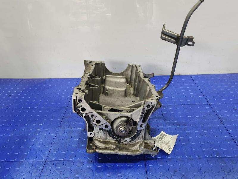 2011 Toyota Prius Oil Pan