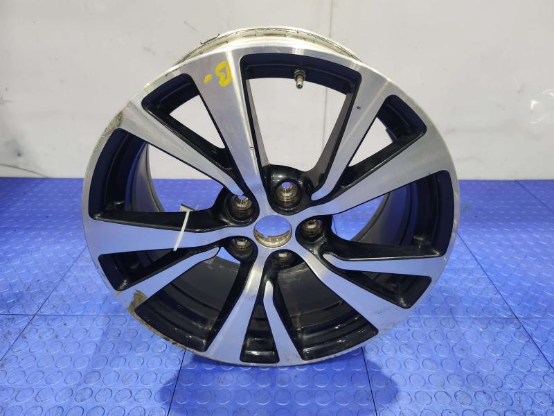 2018 Nissan Maxima Wheel