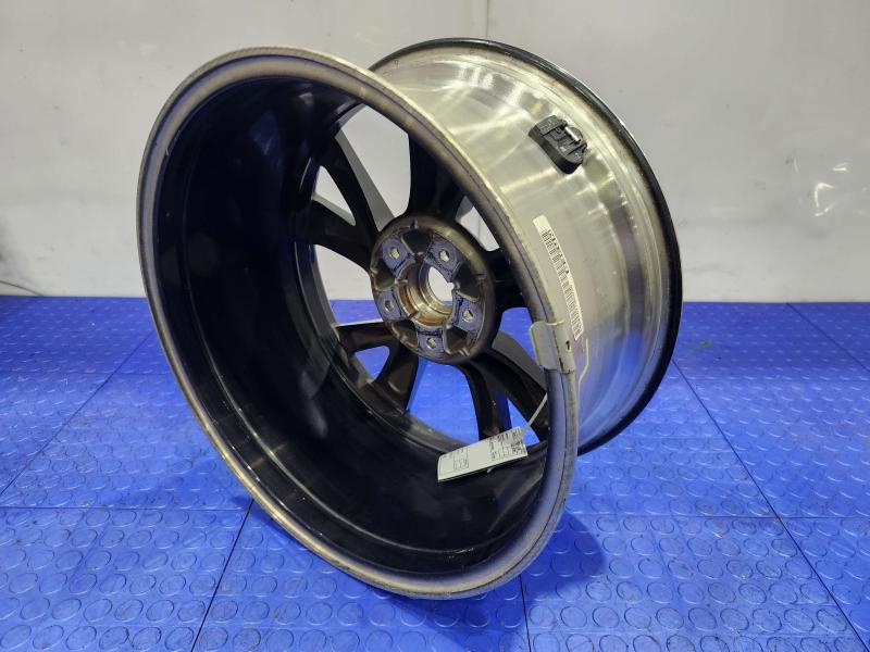 2018 Nissan Maxima Wheel