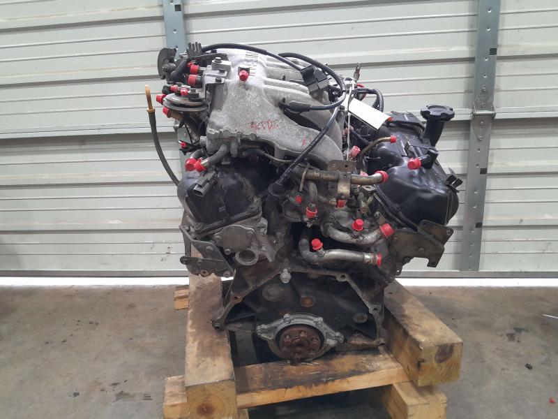 1996 Nissan Pathfinder Engine Assembly/Motor
