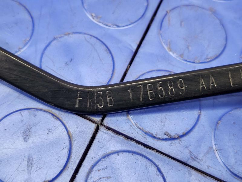 2015 Ford Mustang Wiper Arm