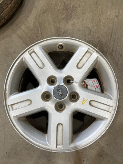 2007 Ford Escape Wheel