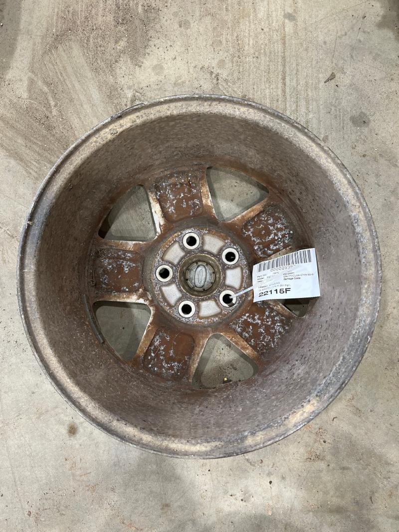 2007 Ford Escape Wheel