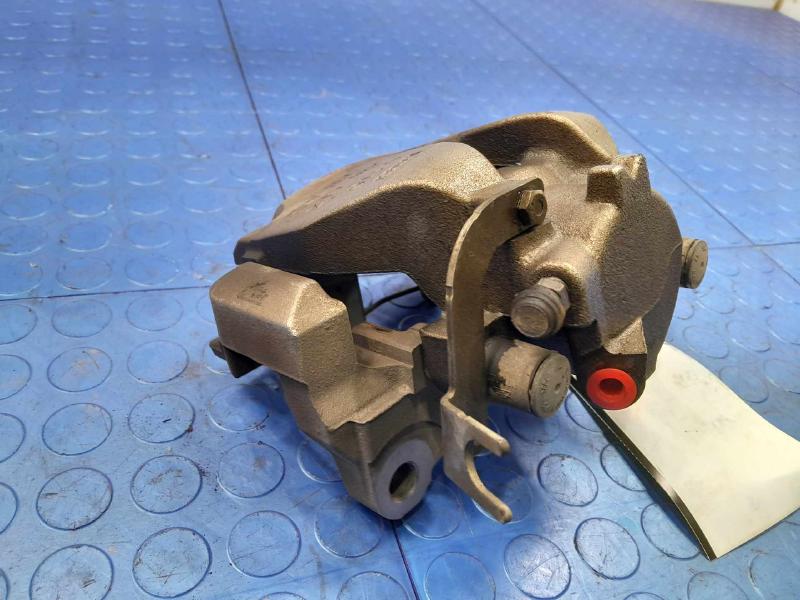 2018 Audi A4 Caliper