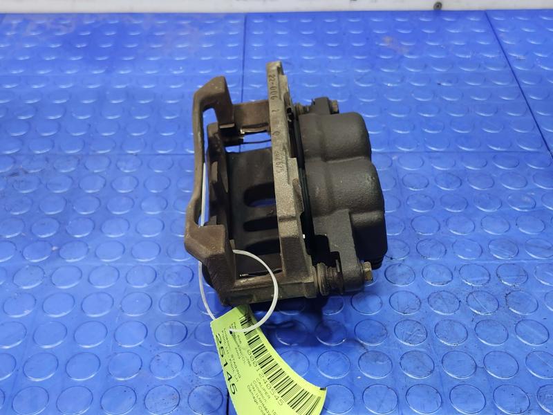 2003 Lincoln Town Car Caliper
