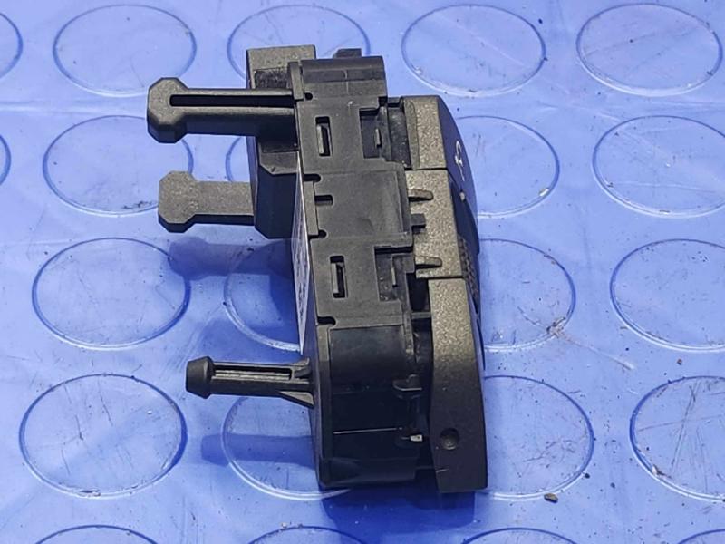 2010-2013 Buick Lacrosse Steering Wheel Cruise Control Switch OEM 20907568