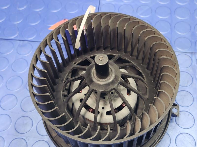 2016 Chevrolet Silverado 1500 Blower Motor