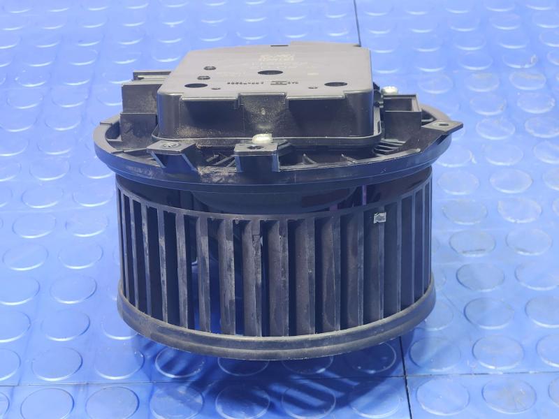2016 Chevrolet Silverado 1500 Blower Motor