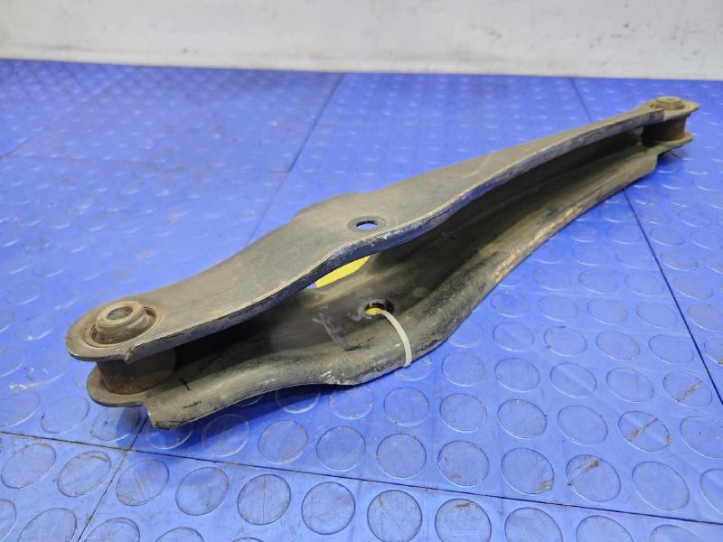 2017 Mitsubishi Outlander Lower Control Arm Rr