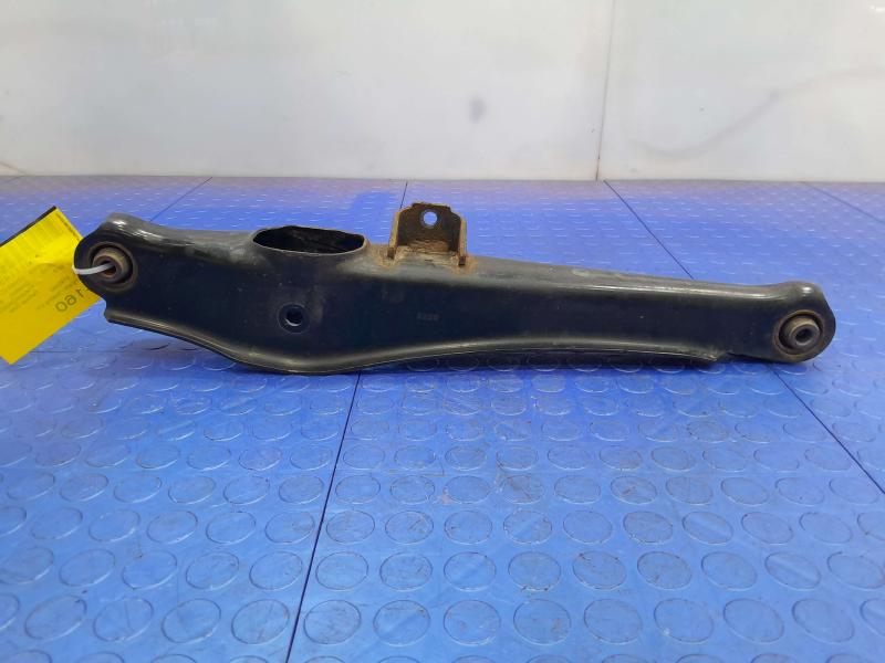 2016 Mitsubishi Outlander Lower Control Arm Rr
