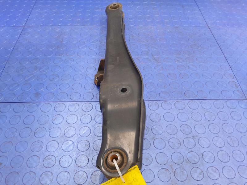 2016 Mitsubishi Outlander Lower Control Arm Rr