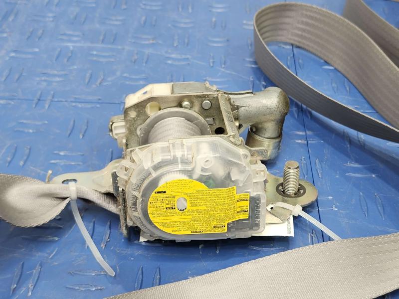 2011 Subaru Forester Front Seat Belt