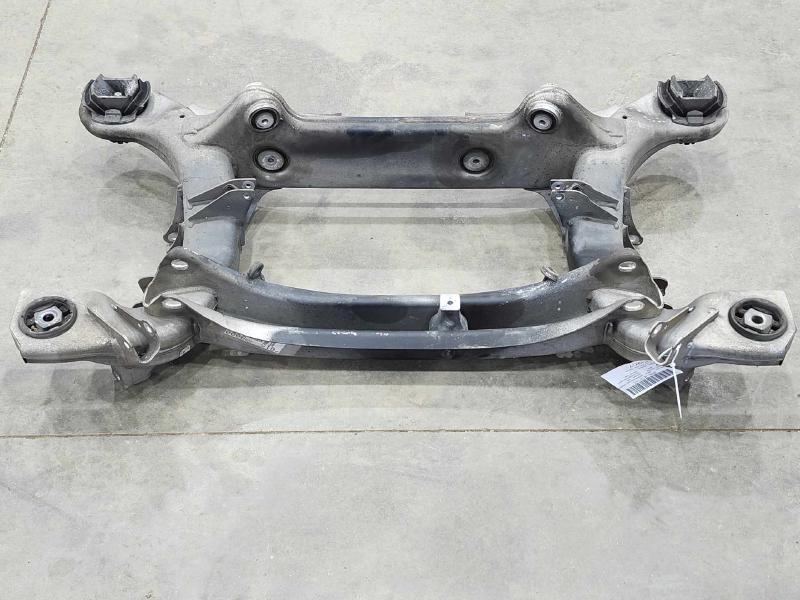 2006 Mercedes S-Class Crossmember/Cradle/Undercarria