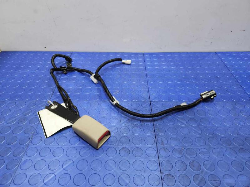 2008 Lexus RX400 Hybrid Front Seat Belt