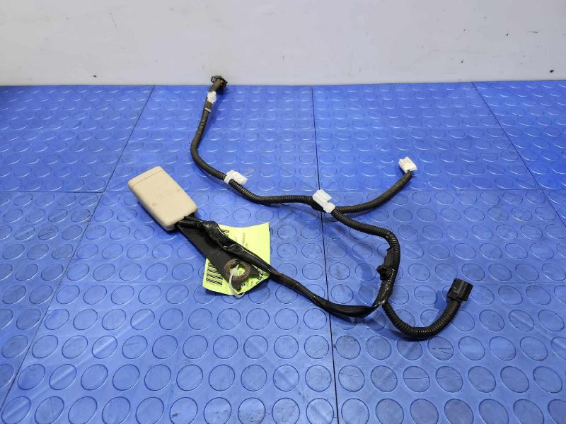 2008 Lexus RX400 Hybrid Front Seat Belt