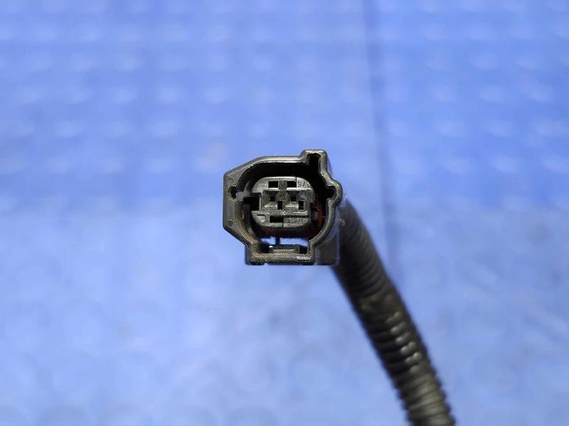 2008 Lexus RX400 Hybrid Front Seat Belt