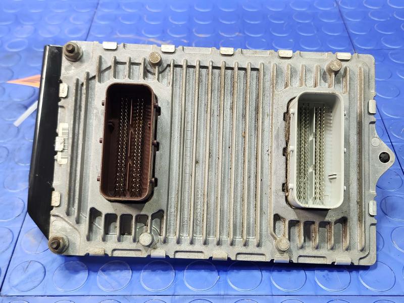 2014 Chrysler 300 3.6L Electronic Control Module ECU ECM PCM OEM 68214105AF