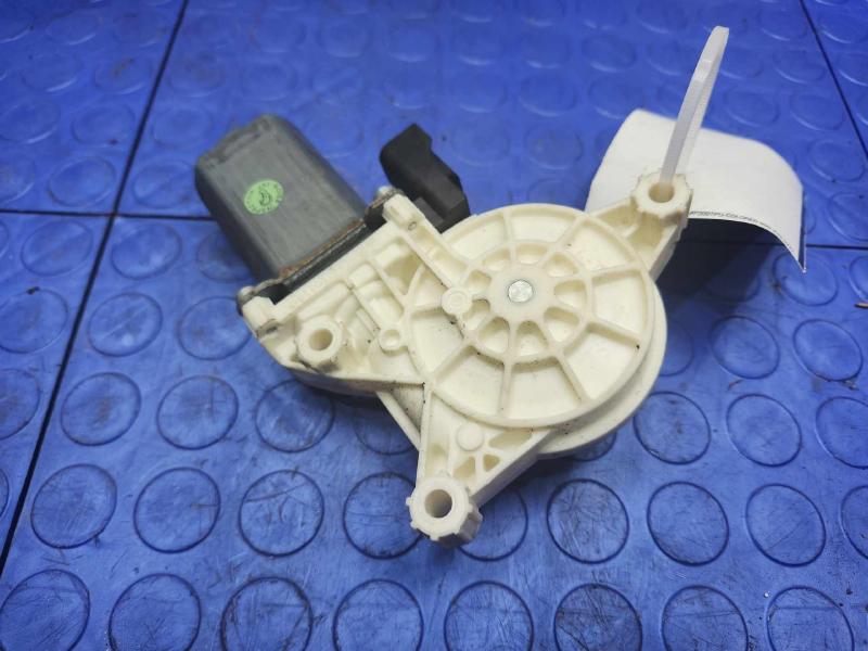 2009 Ford F-150 Power Back Glass Window Motor Genuine OEM Part 9L3Z1523394A