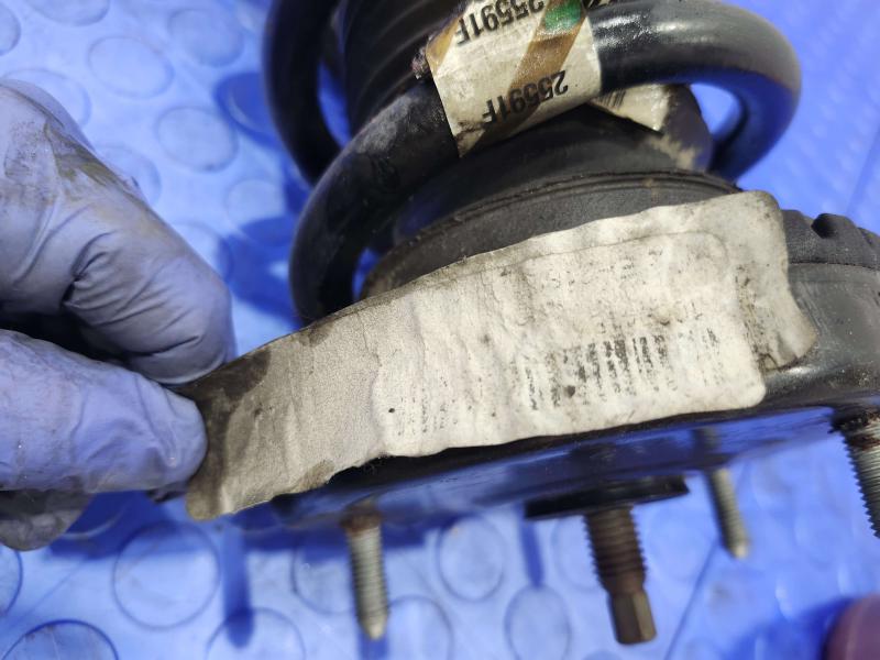 2014 Dodge Challenger Strut Assembly