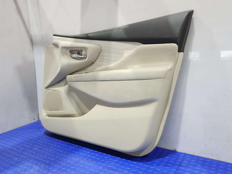 2015 Nissan Murano Front Door Trim Panel