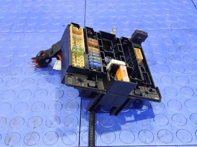 2015 Porsche Panamera Cabin Fuse Box