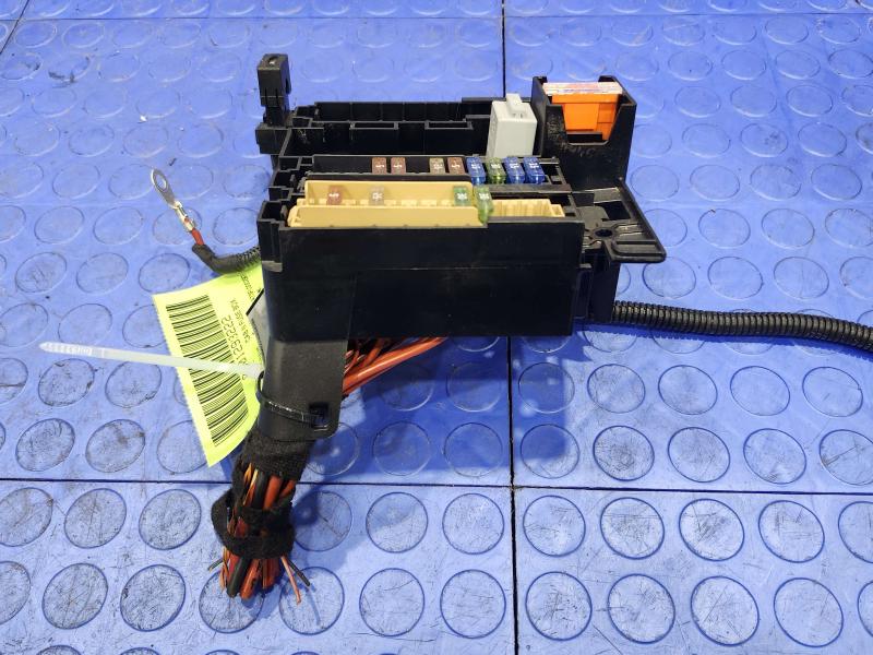 2015 Porsche Panamera Cabin Fuse Box