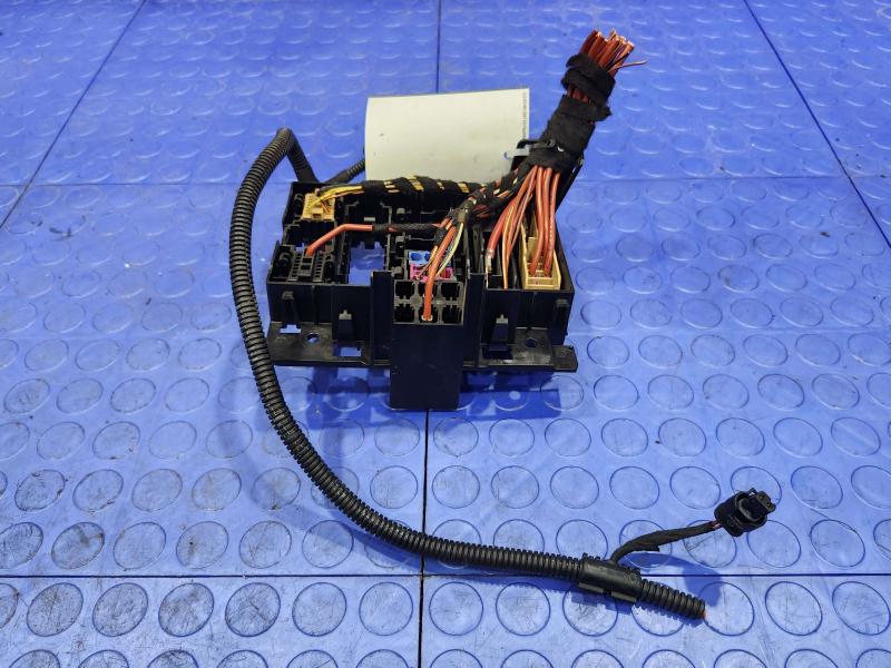 2015 Porsche Panamera Cabin Fuse Box