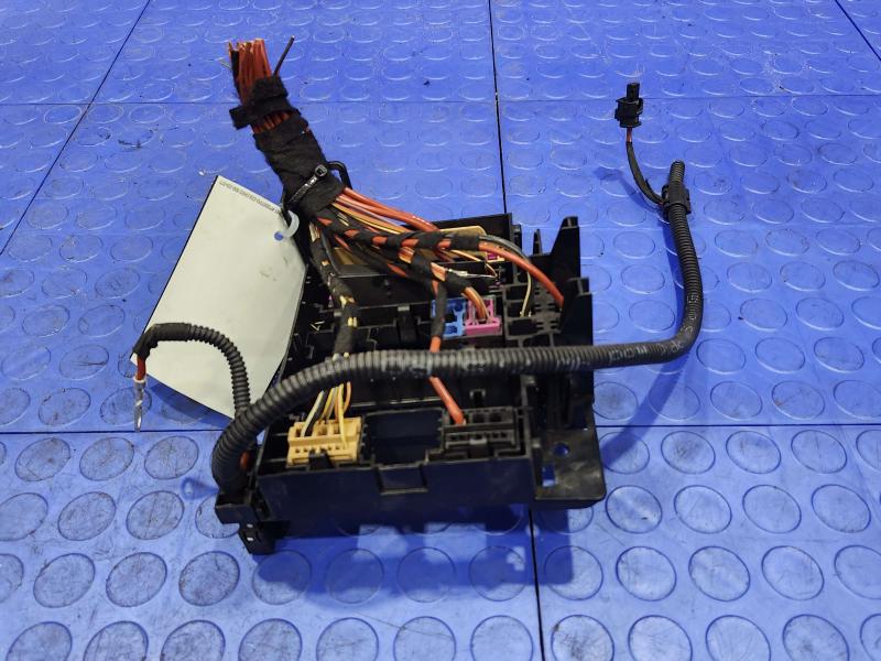 2015 Porsche Panamera Cabin Fuse Box